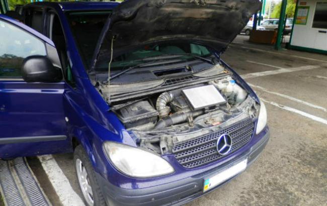 Во Львовской обл. на границе с Польшей изъято 18 кг янтаря, - ГПС