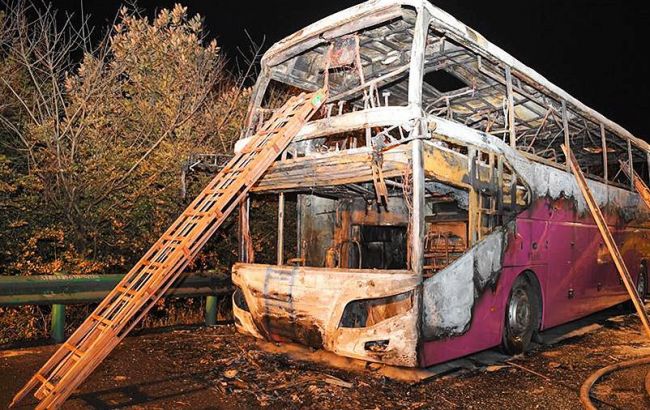 В Китае загорелся пассажирский автобус, есть жертвы