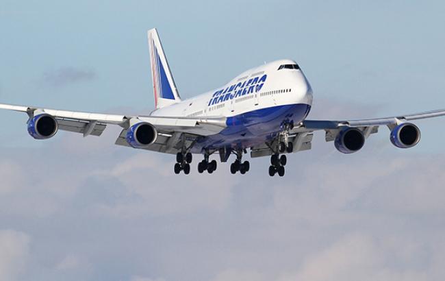 "Трансаэро" опровергает информацию об отмене рейсов в Крым