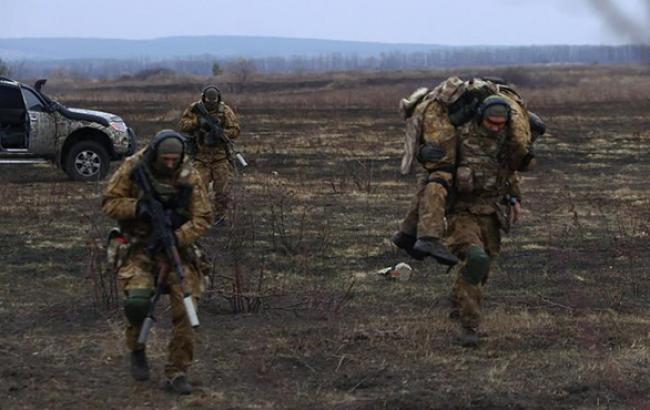 В зоне АТО за сутки ранены 3 бойцов ВСУ, - СНБО