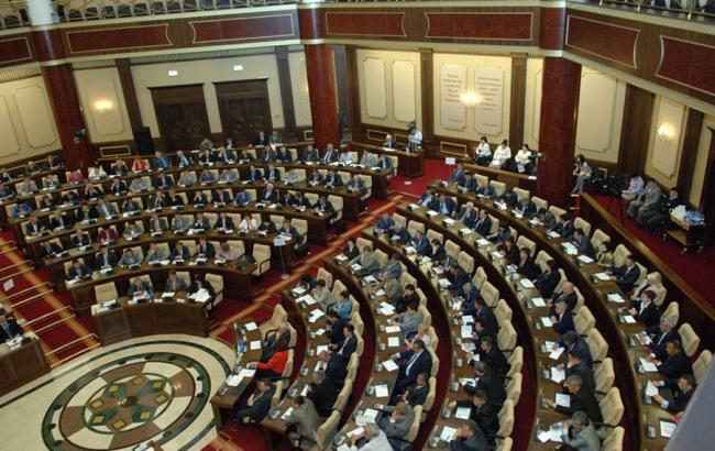 Парламент Казахстану схвалив поправки в Конституцію, що обмежують владу президента
