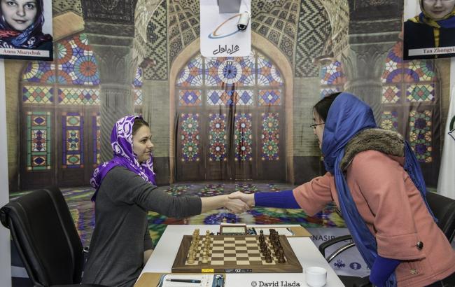 Музычук сыграла вничью первую партию финала ЧМ по шахматам