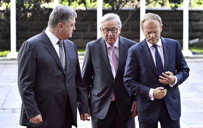 Порошенко проводить переговори з Туском, Юнкером і Таяні