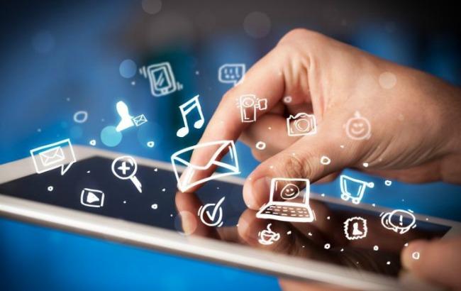 Каждый третий украинец пользуется смартфоном с сенсорным экраном, - исследование