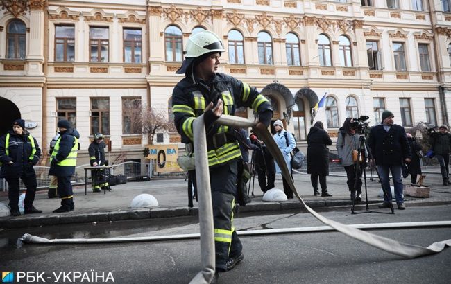 Пожар в здании Минкульта: 4 человека спасены