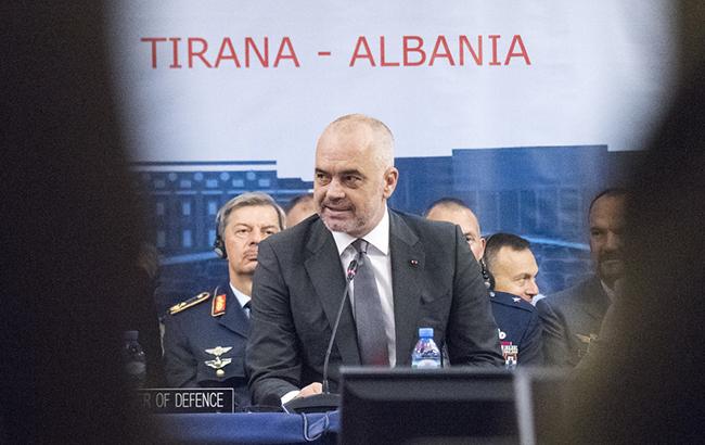 Премьер Албании обвинил президента в нарушении конституции