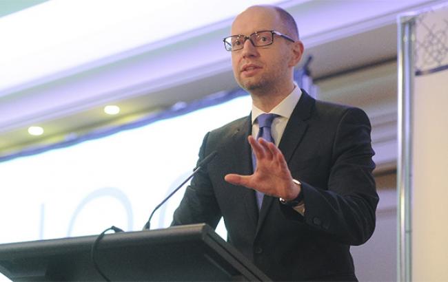 Яценюк наполягає на "женевському форматі" для врегулювання ситуації на Донбасі