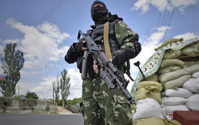 Боевики ДНР после 4 часов задержания отпустили нардепа Звягильского, - СМИ