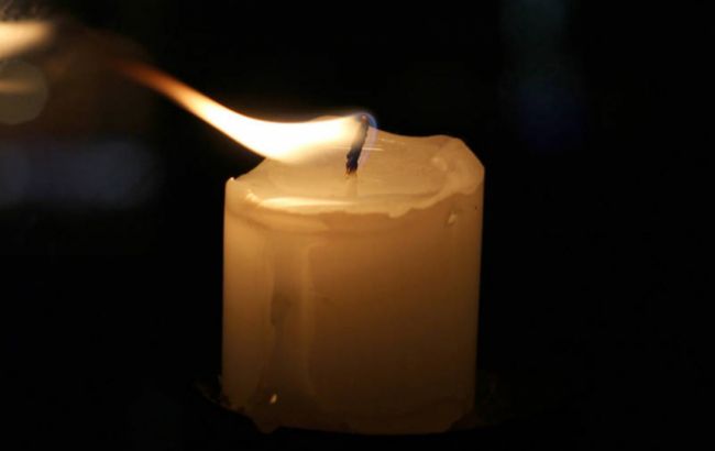 В Одессе из окна выпал известный ведущий: все подробности