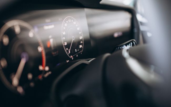 Почему ездить с полупустым баком опасно для автомобиля: это важно знать