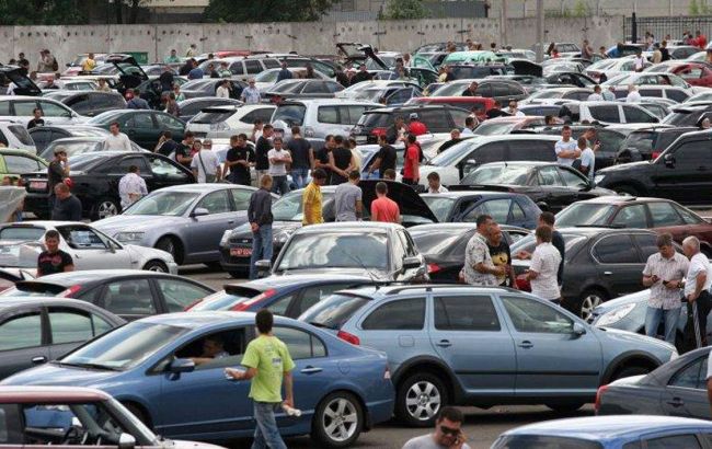 Завтра може бути пізно: що відбувається в Україні з цінами на вживані автівки зі США та Європи