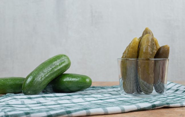 Як зрозуміти, що ваші мариновані огірки зіпсувалися?І це не білий наліт