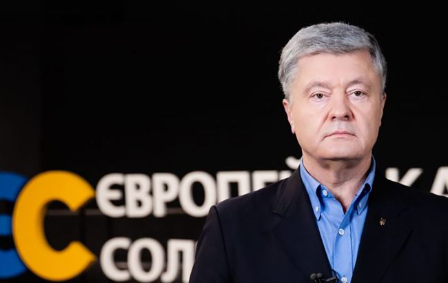 Порошенко назвал пути выхода из конституционного кризиса