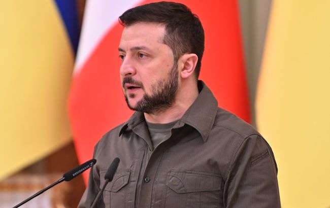 Зеленский о переговорах с РФ: я готов говорить только с Путиным без его посредников