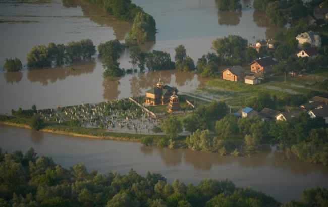 В Офисе президента назвали масштабы разрушений от паводков на западе