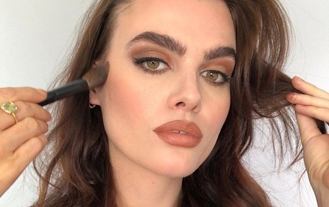 Дивись і вчись: зоряний візажист показала, як зробити трендовий макіяж в стилі 80-х