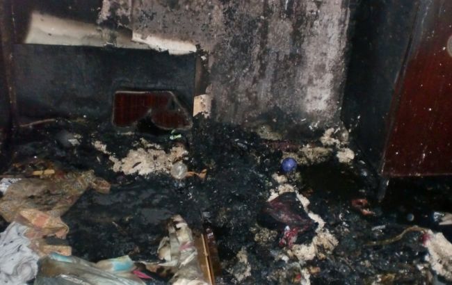 У Києві на пожежі в багатоповерхівці загинула дитина
