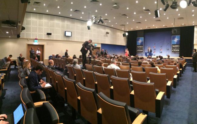 Міністри оборони НАТО затвердили новий пакет допомоги Україні