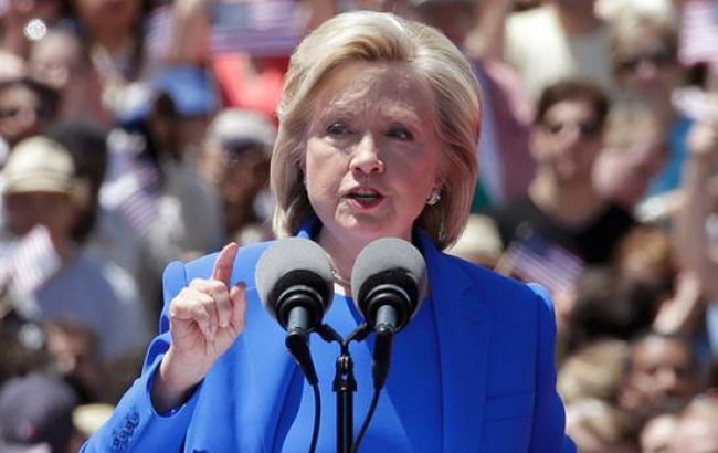 Клинтон призвала Трампа раскрыть его связи с Россией