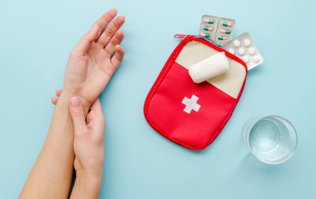 Ці медикаменти обов'язково мають бути у домашній аптечці: лікарі поділились списком