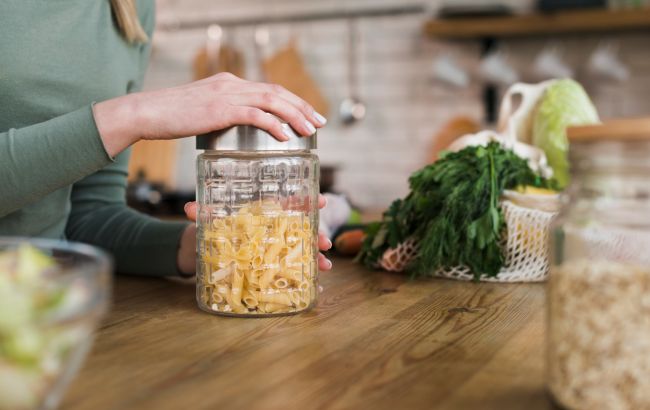 Названо продукти, які ніколи не псуються