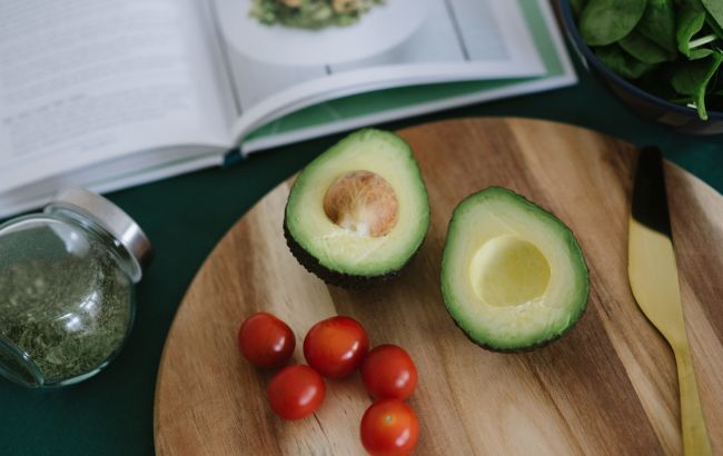 Як пришвидшити дозрівання авокадо: можна буде їсти вже через 2 хвилини