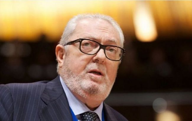 В заседании ПАСЕ объявлен перерыв, обсуждается вопрос об импичменте президенту Аграмунту