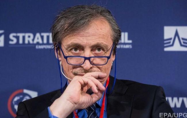 В Чехии задержан россиянин за нападение на дом министра обороны