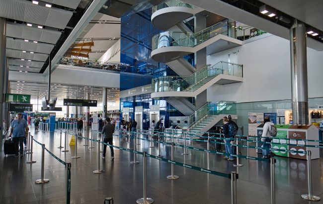 Ірландія заборонила в'їзд українцям без діючих біометричних паспортів: деталі