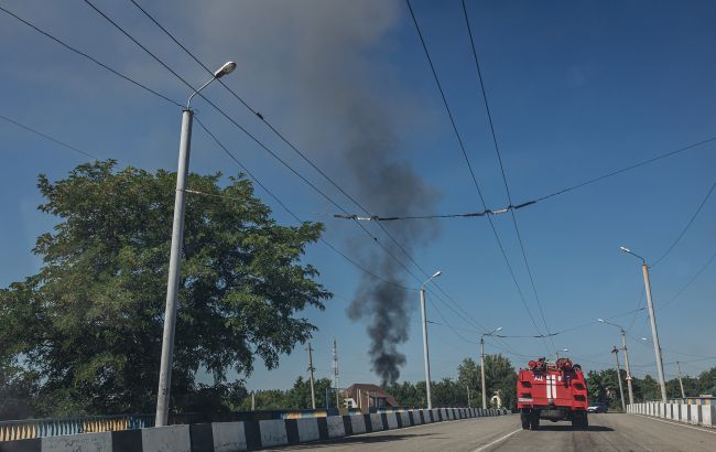 В окупованому Херсоні пролунала серія потужних вибухів: що відомо