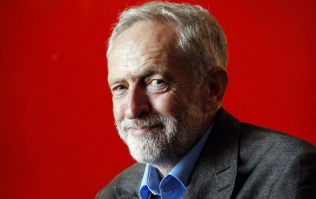 В Британии лейбористы выразили недоверие своему лидеру Корбину