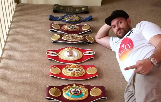 Фьюри подаст заявку на получение боксерской лицензии