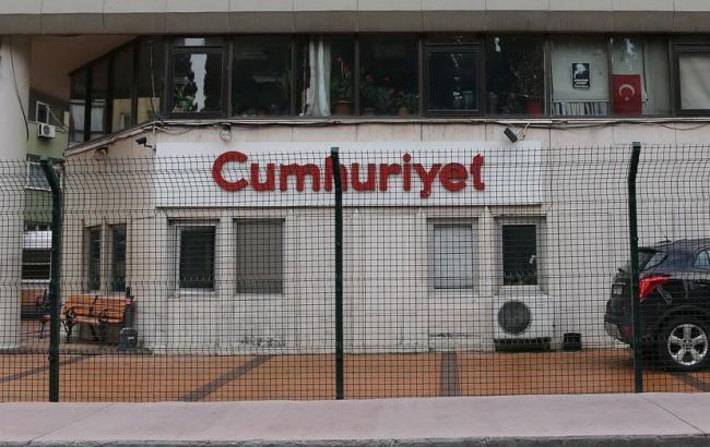 В Турции двум журналистам грозит срок до 4,5 лет за карикатуры из Charlie Hebdo