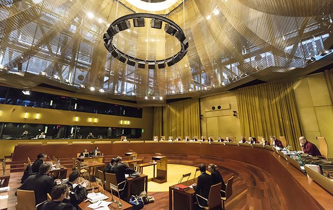 Суд ЕС признал противоправным отказ Польши, Венгрии и Чехии принимать беженцев