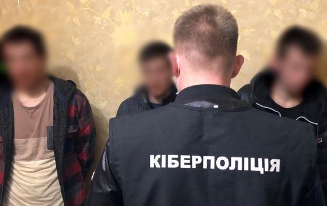 Задержана банда мошенников, они действовали по схеме "друг просит в долг"