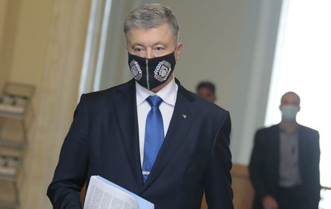 Порошенко пожертвовал 100 тысяч долларов Украинскому католическому университету