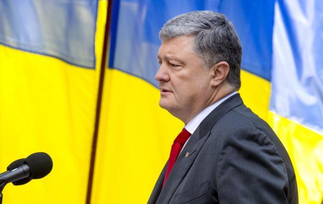 Право крымских татар на самоопределение закрепят в Конституции, - Порошенко