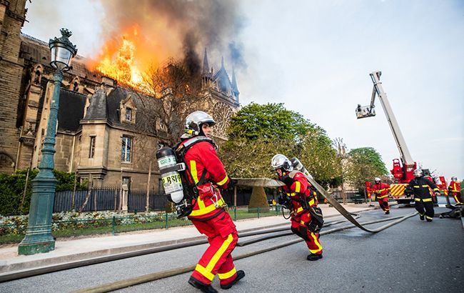 Прокуратура не нашла признаков преднамеренного поджога Нотр-Дама