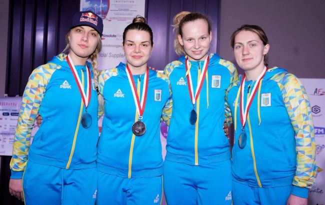 Українські шаблістки вибороли срібло на Кубку світу в Тунісі