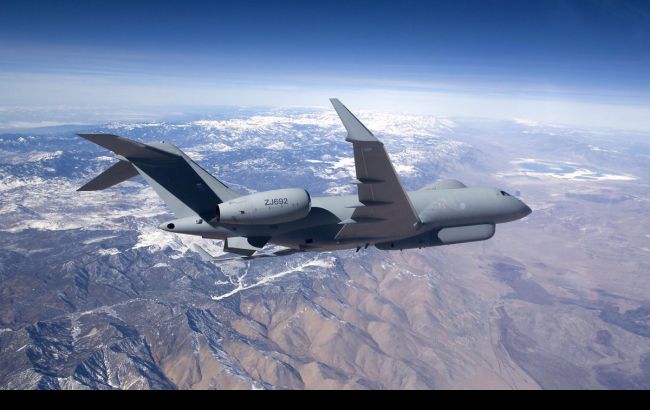 Самолет Британии провел разведку у берегов оккупированного Крыма