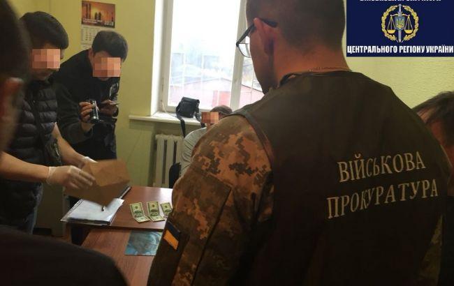 Задержанного на взятке заместителя мэра Миргорода взяли под стражу