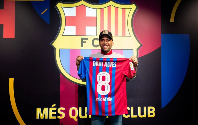 "Барселона" простилась с культовым ветераном команды