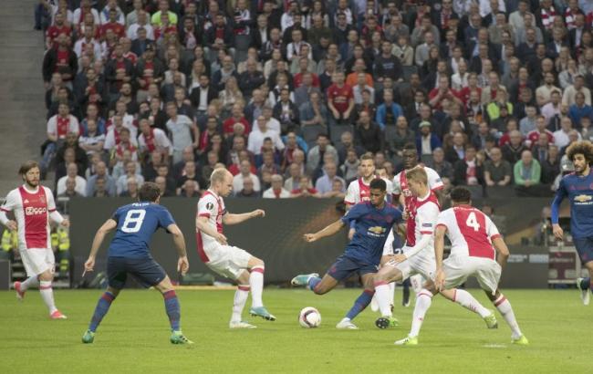 Аякс - Манчестер Юнайтед: онлайн трансляция (счет 0:2)