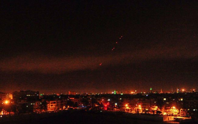 Ракетный удар по Сирии: Асад эвакуировал людей и технику за пару дней до атаки