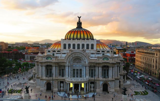 Перевірки посилилися. Росіян депортують зі ще однієї країни