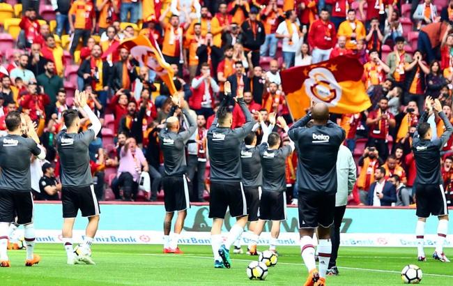 "Бешикташ" не явился на доигровку матча против "Фенербахче"