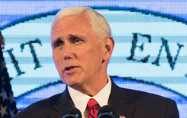 Мадуро должен покинуть пост президента Венесуэлы, - Пенс