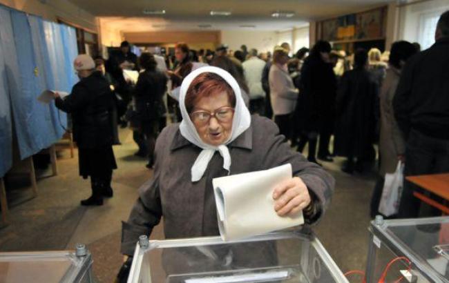 У партии Порошенко 22,77%, Яценюка 22,39%, Ляшко 10,01%, Бойко 8,06%, Тимошенко 8,03%, Садового 5,78%, "Заступ" 5,31%, - ЦИК обработал 1,31% протоколов