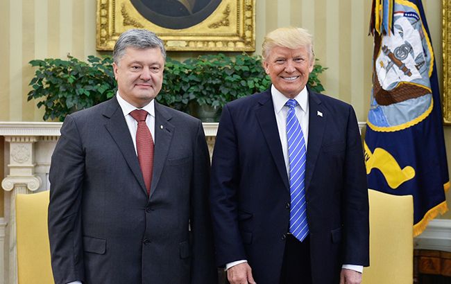 Порошенко і Трамп обговорили економічне співробітництво і розвиток сфери безпеки