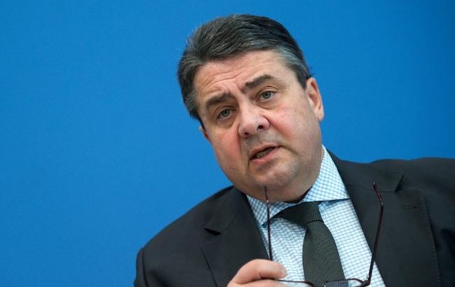 В Германии предлагают выдавать паспорта ЕС молодежи Британии